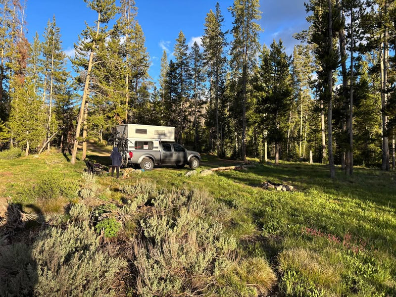 Four Wheel Eagle Pop-Up Truck Camper (photo 7) — photo 7