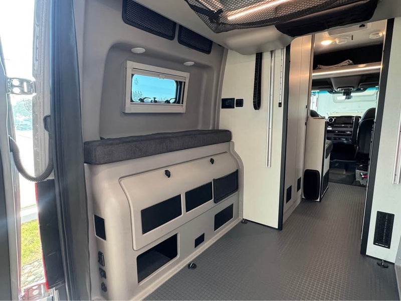 2026 Winnebago Revel Sport 44N in Fort Worth, TX (photo 4) — photo 4