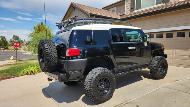 2009 Toyota FJ Cruiser · Sport Utility 2D — photo 3