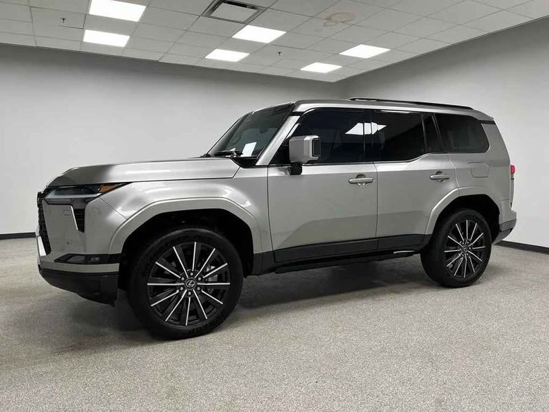 2025 Lexus GX (photo 3) — photo 3