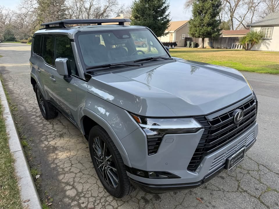 2024 Lexus GX · GX 550 Luxury + in Roseville, CA (photo 6) — photo 6