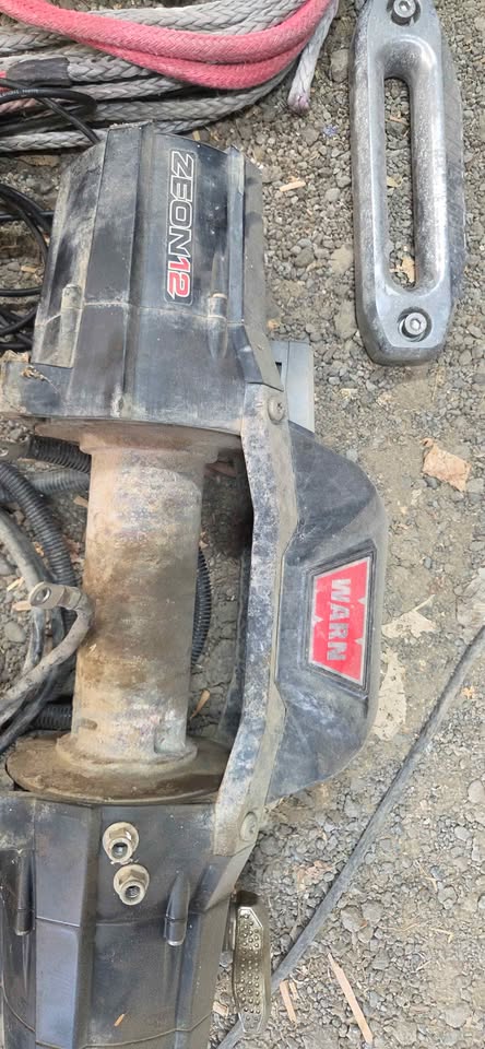 Warn Zeon 12k winch — photo 2
