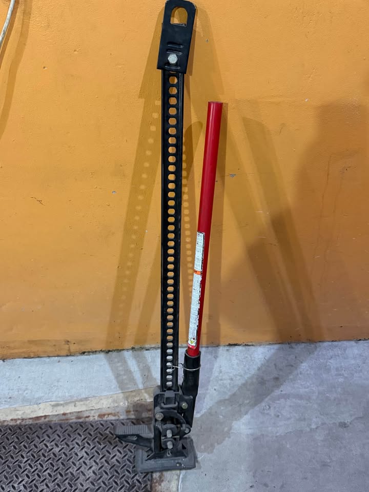 Hi- lift jack 48” in Chula Vista, CA (photo 4) — photo 4