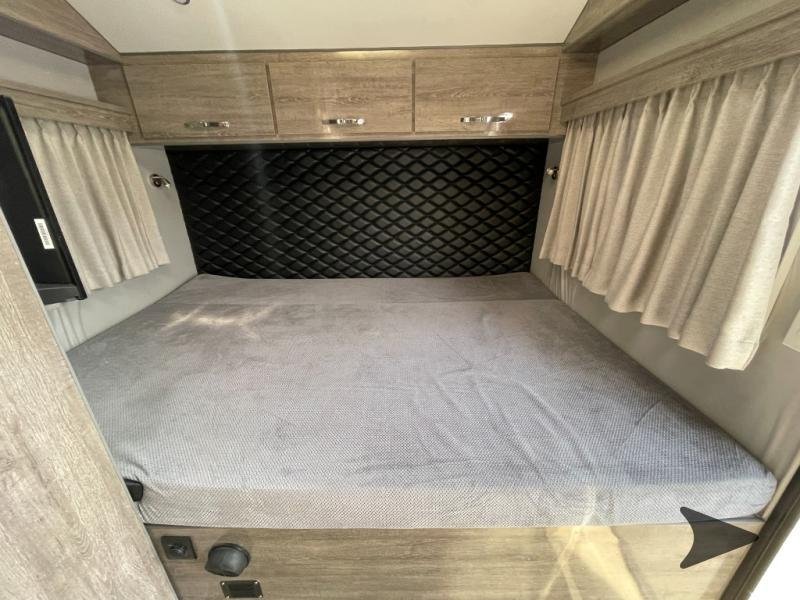 2021 Used Black Series Camper HQ19T in Meridian, ID (photo 11) — photo 11