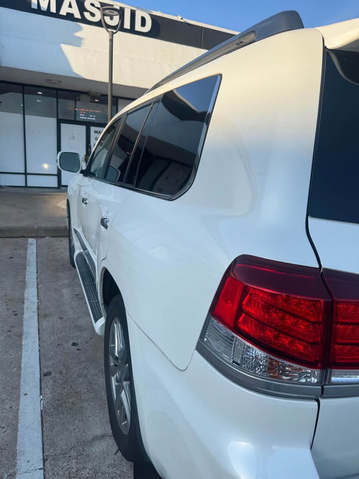 Lexus suv 2014 lx 570 in Sugar Land, TX (photo 3) — photo 3