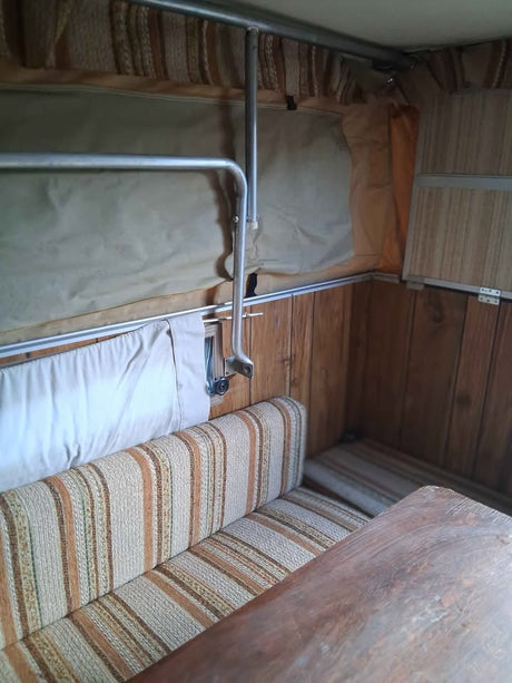 Nice palomino pop up camper cab over in Sparks, NV (photo 8)