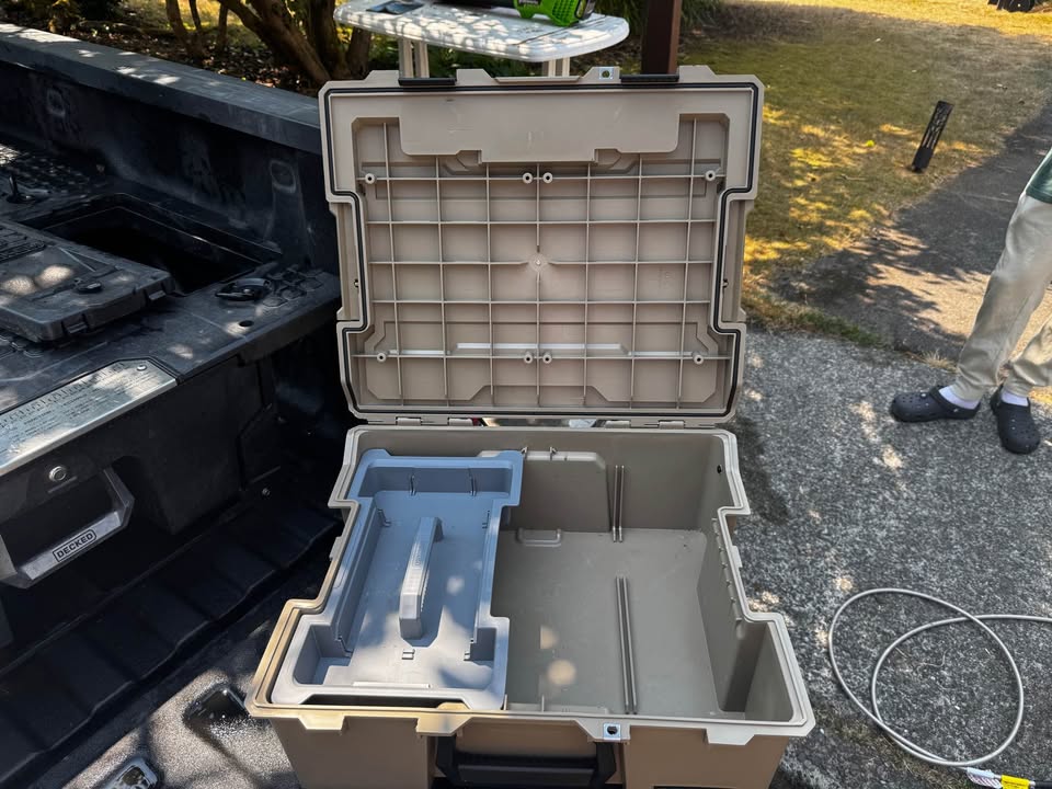 Decked Pickup drawer system in Shoreline, WA (photo 2) — photo 2