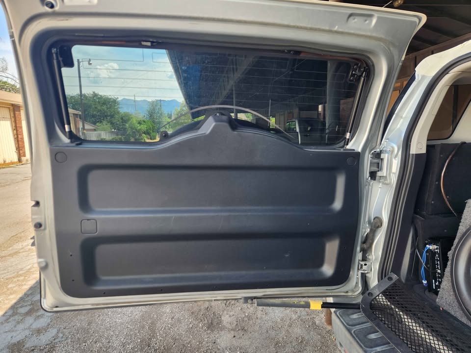 2007 Toyota FJ Cruiser · Sport Utility 2D (photo 8) — photo 8