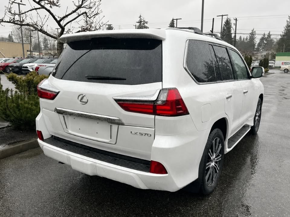 2021 Lexus LX 570 4WD in Everett, WA (photo 2) — photo 2