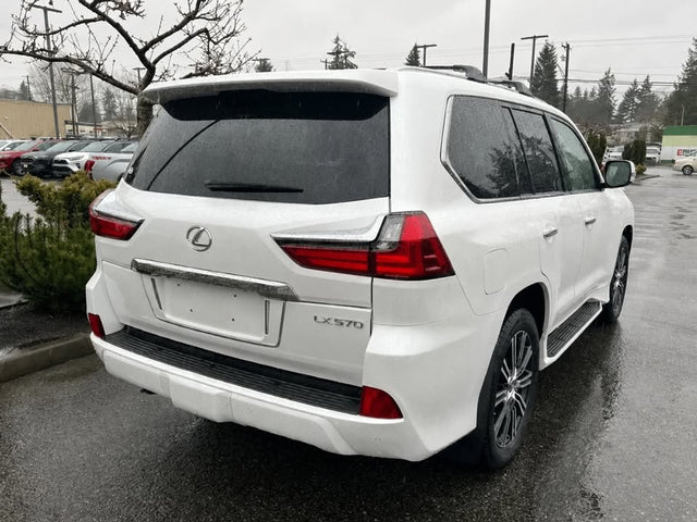 2021 Lexus LX 570 4WD — photo 2