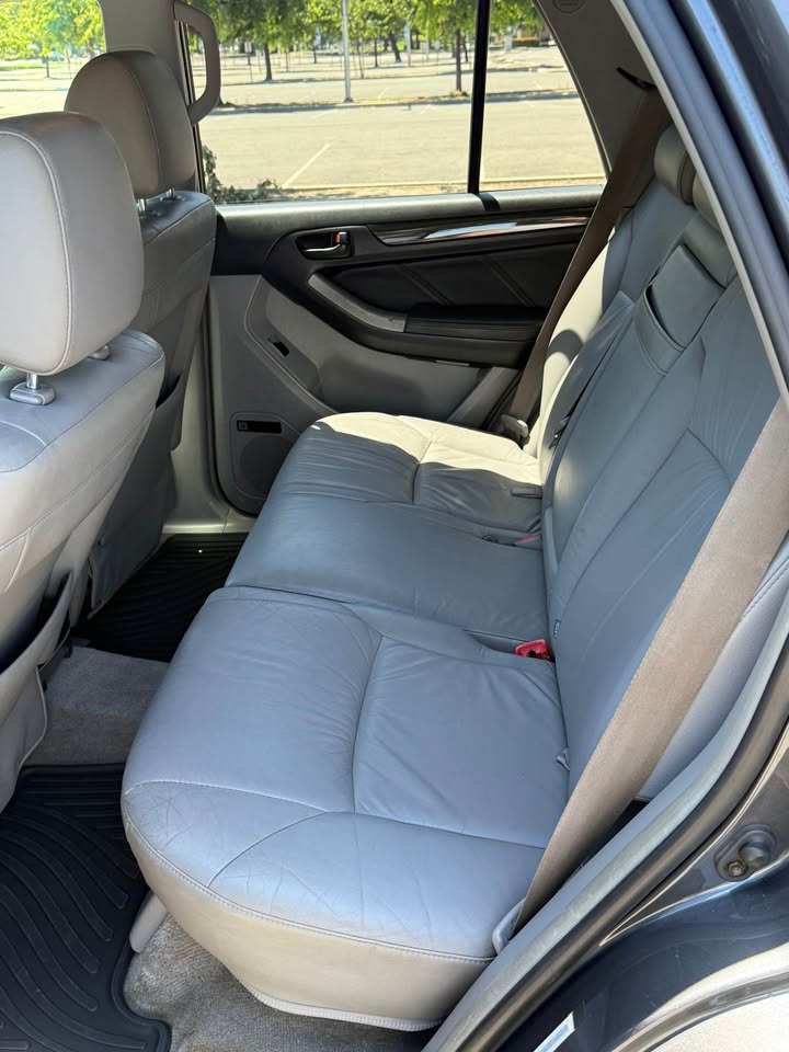 2003 Toyota 4Runner · Limited Sport Utility 4D (photo 10) — photo 10