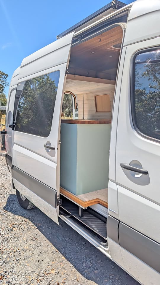 2016 Mercedes-Benz Sprinter 2500 144 High Roof in Roseville, CA (photo 1)
