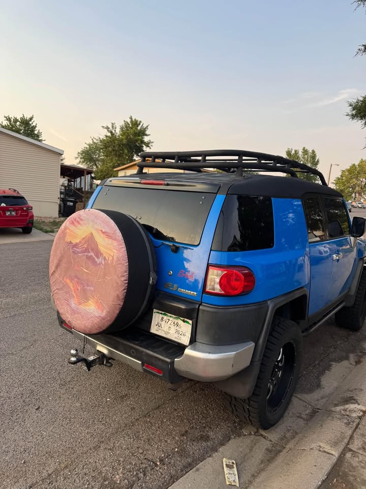 2007 Toyota FJ Cruiser · Sport Utility 2D in Denver, CO (photo 5) — photo 5