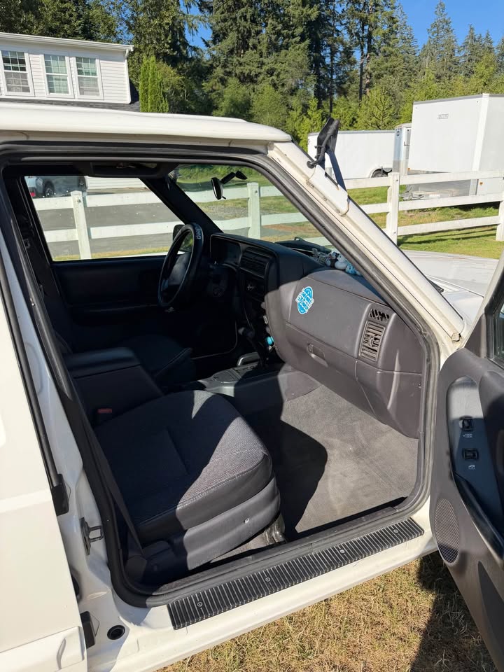 2001 Jeep Cherokee · Limited Sport Utility 4D in Snohomish, WA (photo 9)