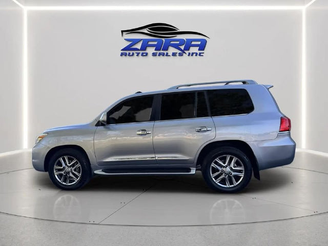 2011 Lexus LX 570 — photo 3