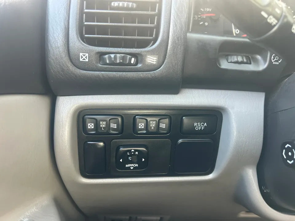 2003 Toyota Land Cruiser Sport Utility in Chula Vista, CA (photo 7) — photo 7