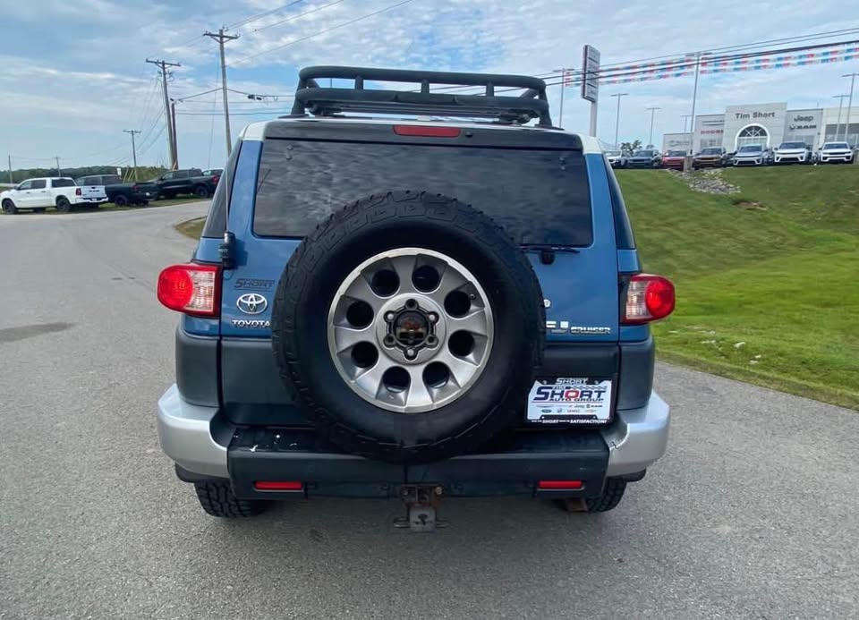 2011 Toyota FJ Cruiser · Sport Utility 2D in Morehead, KY (photo 6) — photo 6