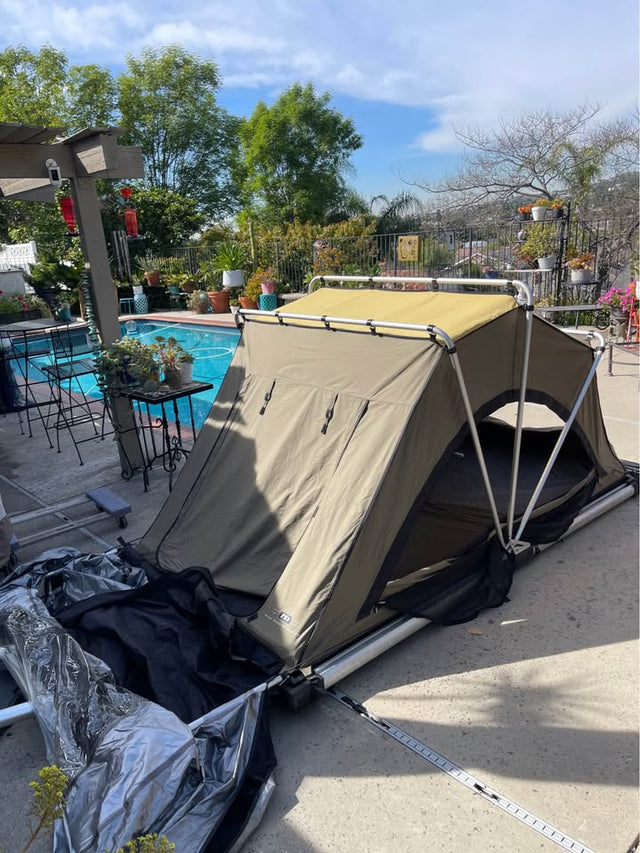 Free Spirit Recreation Roof Top Tent — photo 3