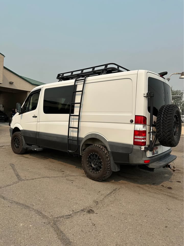2017 Mercedes-Benz Sprinter 2500 Cargo · Standard Roof w/144" WB Van 3D in Meridian, ID (photo 3)