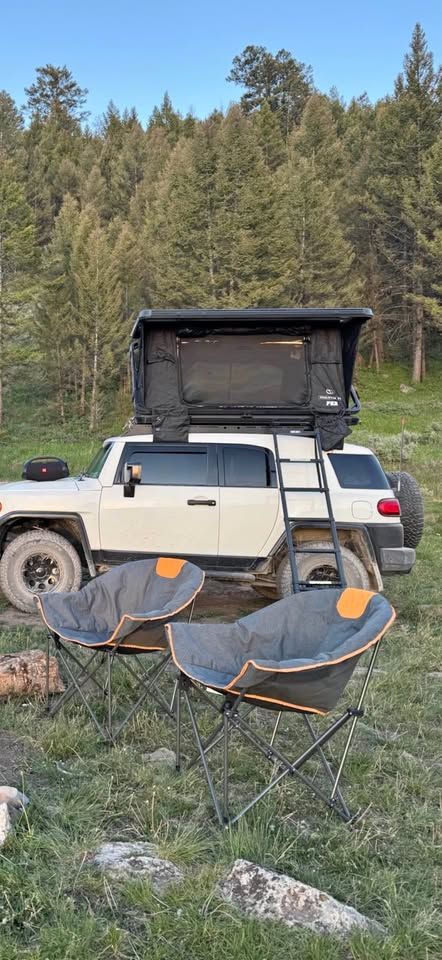 Freespirit Recreation Evo V2 Rooftop Tent in Jackson, WY (photo 1) — photo 1