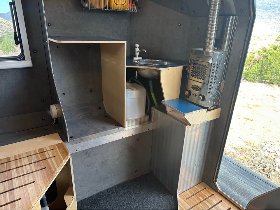 2020 Kimbo series 6 truck camper in Corrales, NM (photo 9) — photo 9
