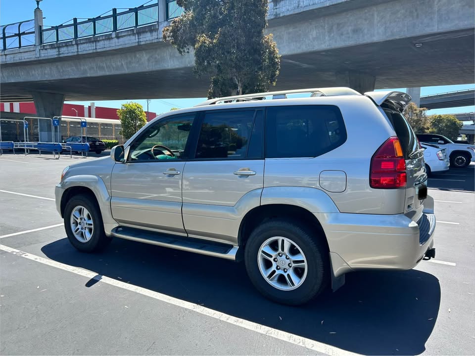 2004 Lexus GX · GX 470 Sport Utility 4D in Hayward, CA (photo 7) — photo 7