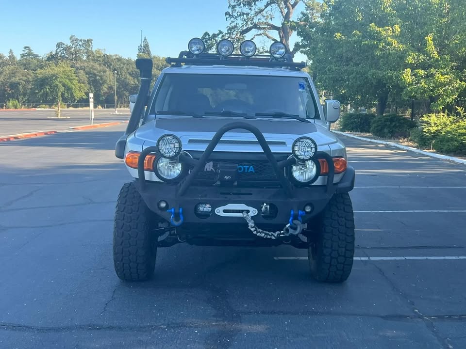2007 Toyota FJ Cruiser in Sacramento, CA (photo 2) — photo 2