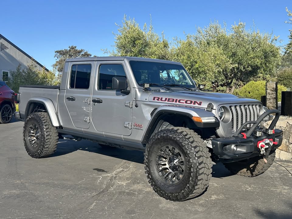 2020 Jeep Gladiator Rubicon Launch Edition in Cloverdale, CA (photo 1)