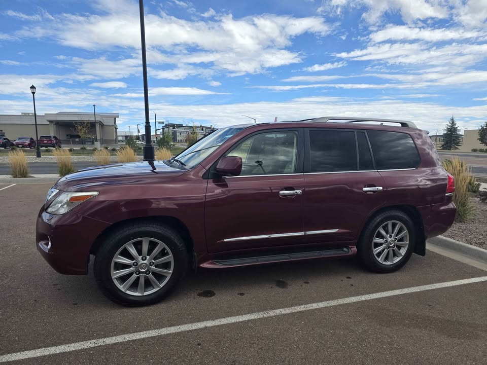 2011 Lexus LX · LX 570 Sport Utility 4D in Colorado Springs, CO (photo 6) — photo 6