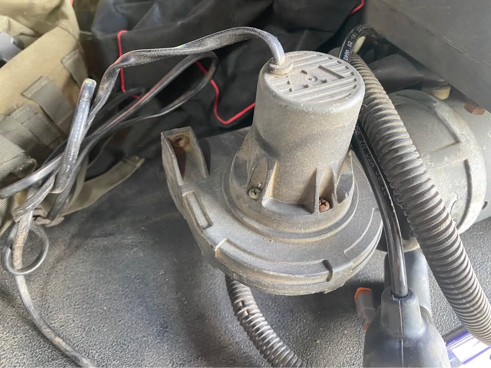 WARN winch 12,000LB in Vancouver, WA (photo 3) — photo 3