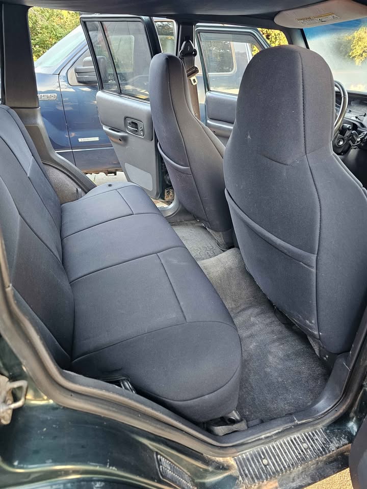 2001 Jeep Cherokee · Sport 4D in Mt Vernon, WA (photo 10) — photo 10