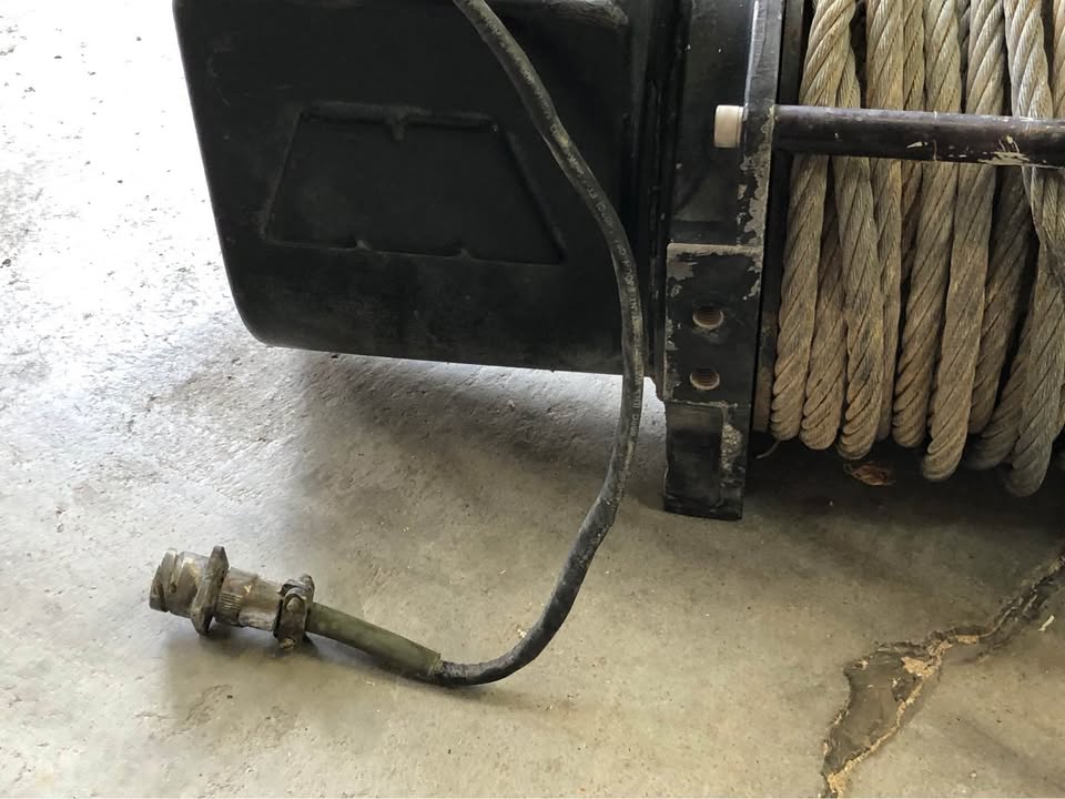Warn Industrial Series 12000 Winch (photo 6) — photo 6