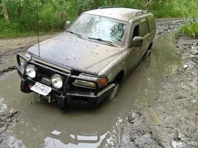 ARB off-road bumper 97-99 00-04 Montero sport in St Joseph, MO (photo 1)