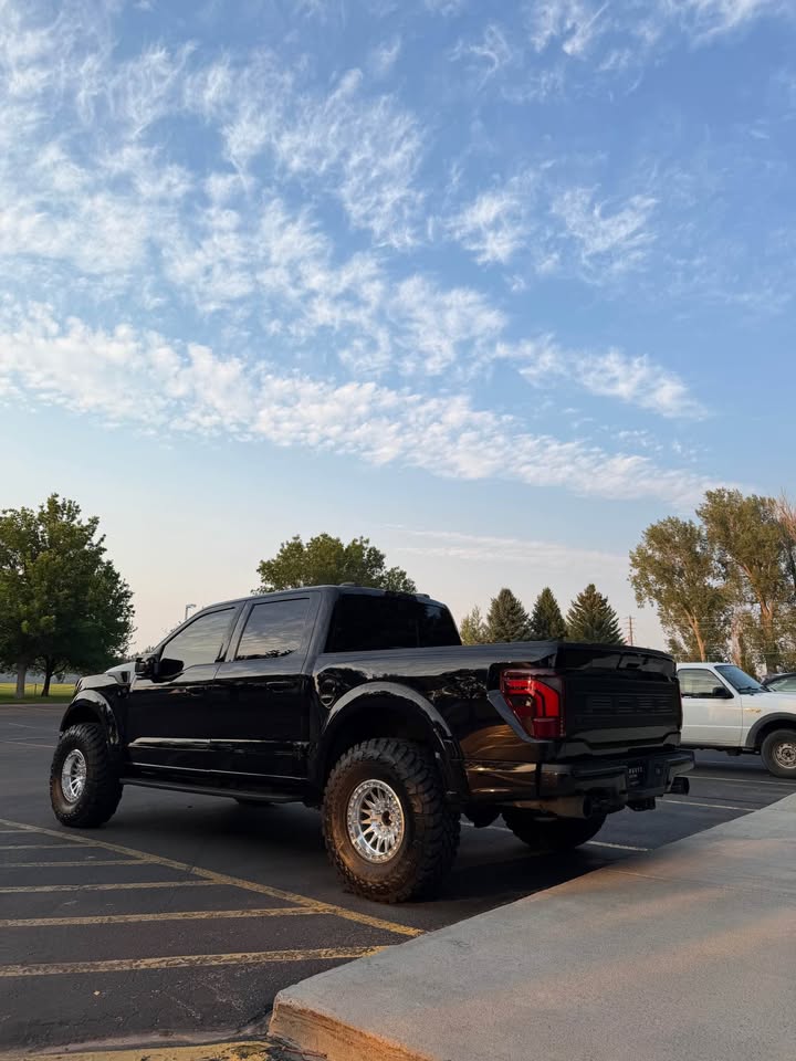 2024 Ford F150 (Heritage) Regular Cab · Raptor (photo 4) — photo 4