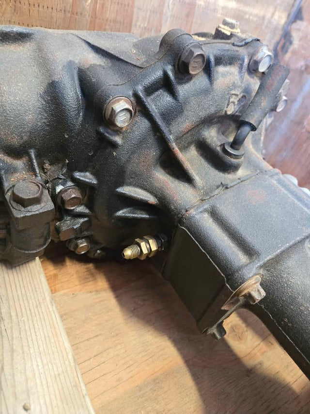 Toyota 8" front diff with ARB locker — photo 2