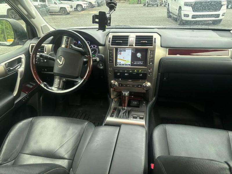 2015 Lexus GX · GX 460 Sport Utility 4D (photo 7) — photo 7