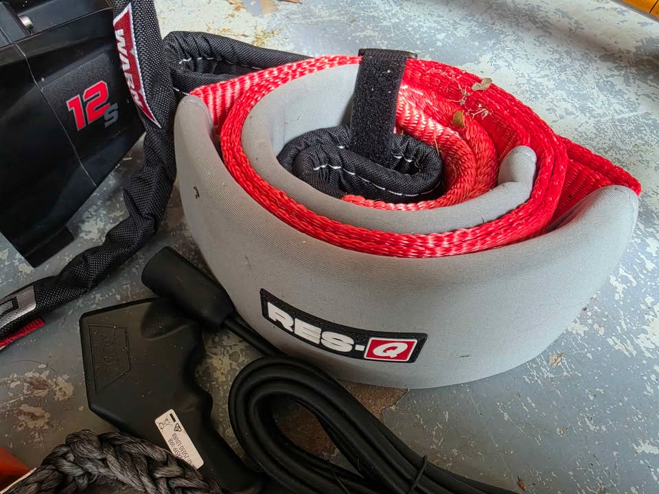 Warn VR EVO 12S, Factor 55 ultrahook and fairlead 1.0, Res-Q tree saver strap in Cypress, TX (photo 5) — photo 5
