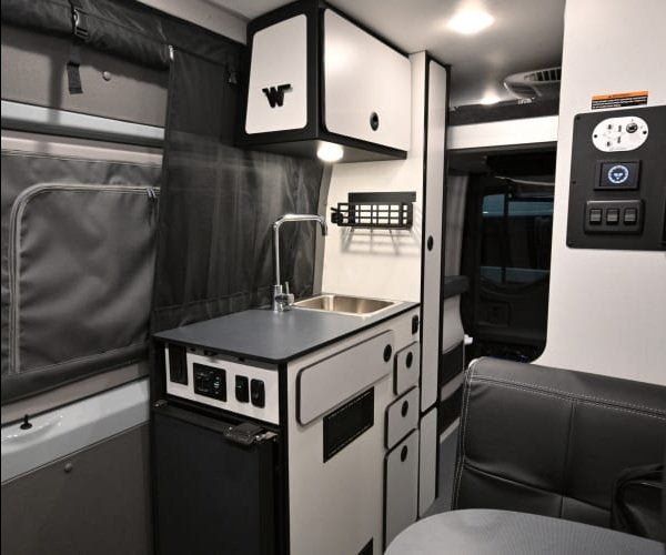 2026 Winnebago REVEL SPORT BMB44N in Davie, FL (photo 7) — photo 7