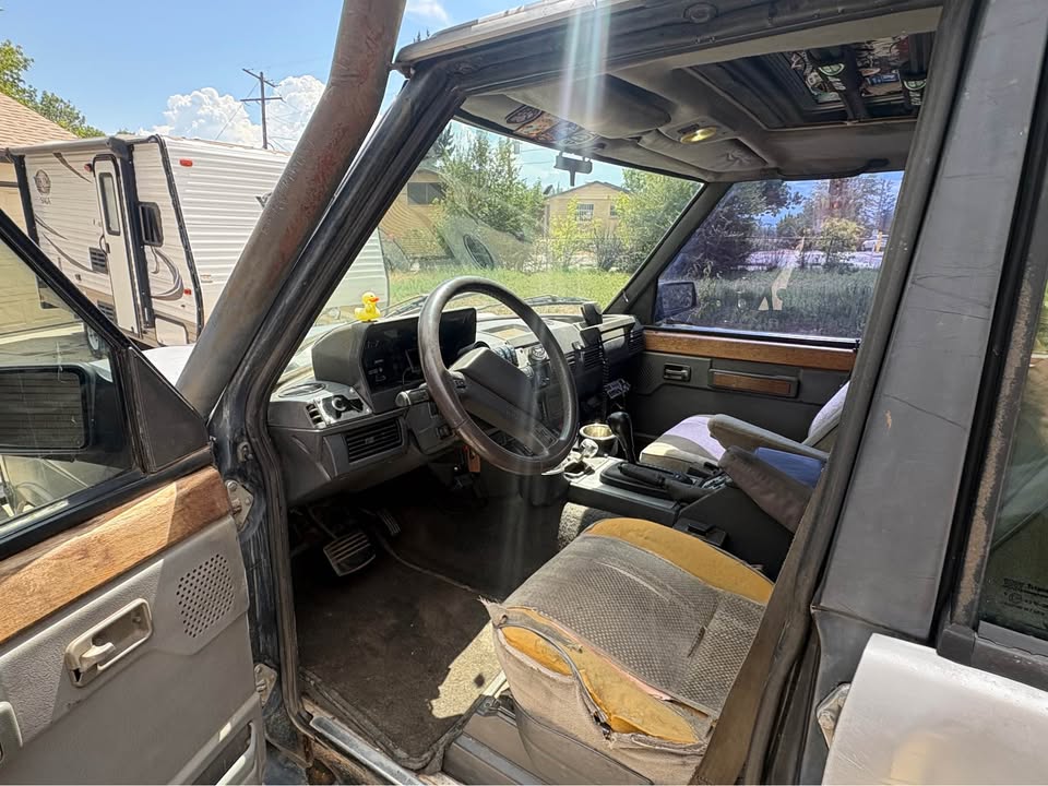1988 Land Rover Range Rover · County Classic Sport Utility 4D in Lakewood, CO (photo 6) — photo 6