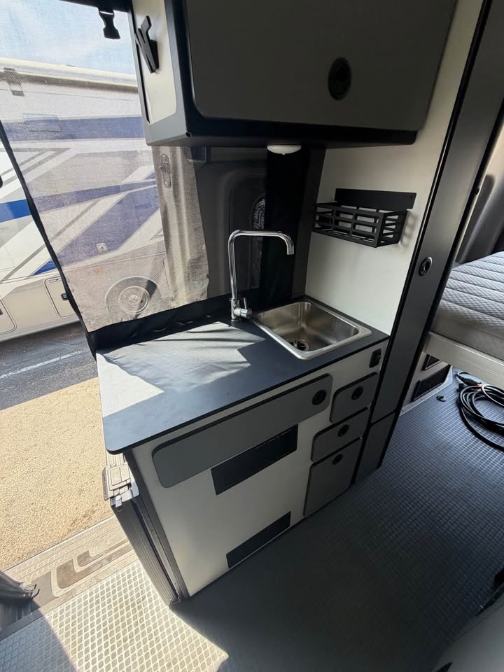 2025 Winnebago Revel sport in Mesa, AZ (photo 12) — photo 12