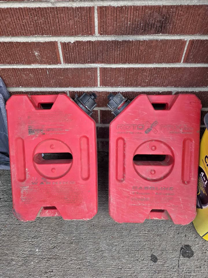 Gas cans (RotoPax) in Denver, CO (photo 1)