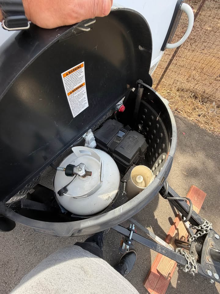 2018 nuCamp TAB 320 CS-S – Clamshell Kitchen – Wet Bath – Alde System – NEW TIRES in San Francisco, CA (photo 10) — photo 10
