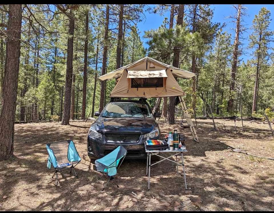 Smittybilt Rooftop Tent with Thule crossbars in Scottsdale, AZ (photo 1) — photo 1