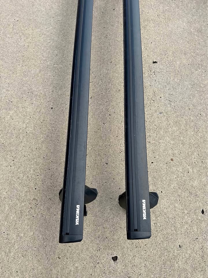Yakima roof racks like new with locks/keys in Reno, NV (photo 1)