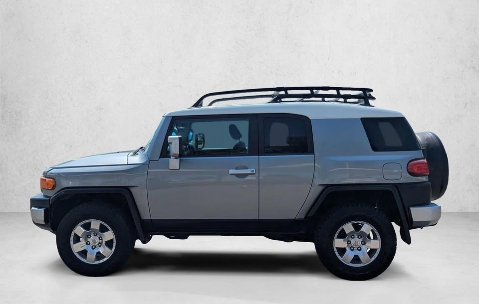 2010 Toyota FJ Cruiser in Golden, CO (photo 9) — photo 9