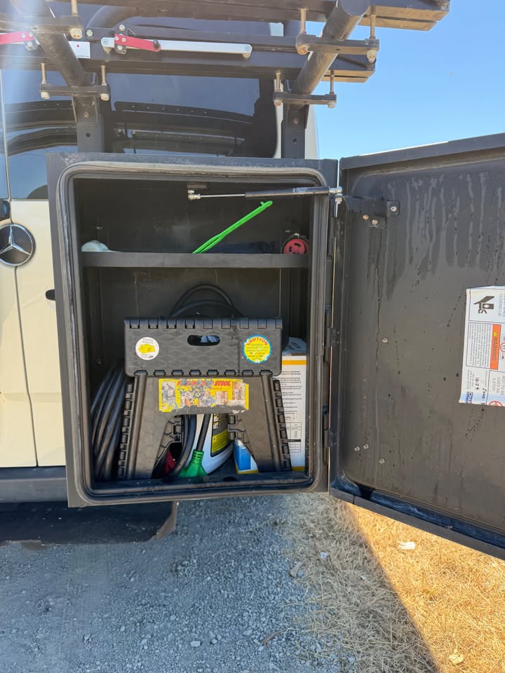 2021 Mercedes-Benz sprinter 4x4 in Mill Valley, CA (photo 6)