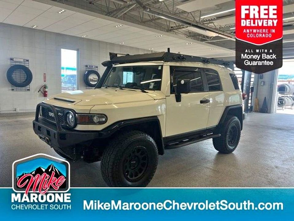 2012 Toyota FJ Cruiser (photo 1) — photo 1