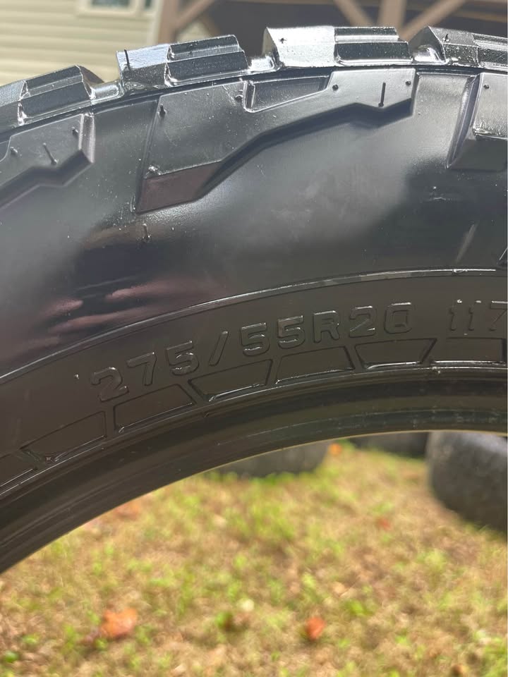 Like New Falken Wildpeak A/T4W 275/55R20 117T - Set of 4 - Less Than 1,000 Miles - DOT 0126 in Suwanee, GA (photo 4)
