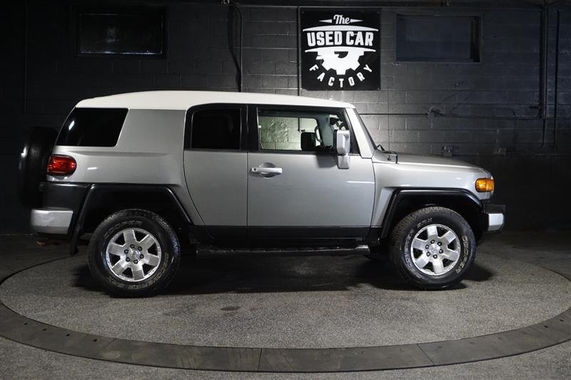 2010 Toyota FJ Cruiser in Salt Lake City, UT (photo 4) — photo 4