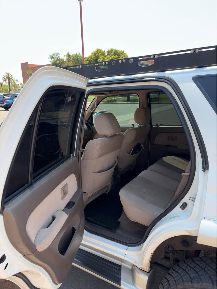 2001 Toyota 4Runner · Sr5 4WD in Phoenix, AZ (photo 10) — photo 10